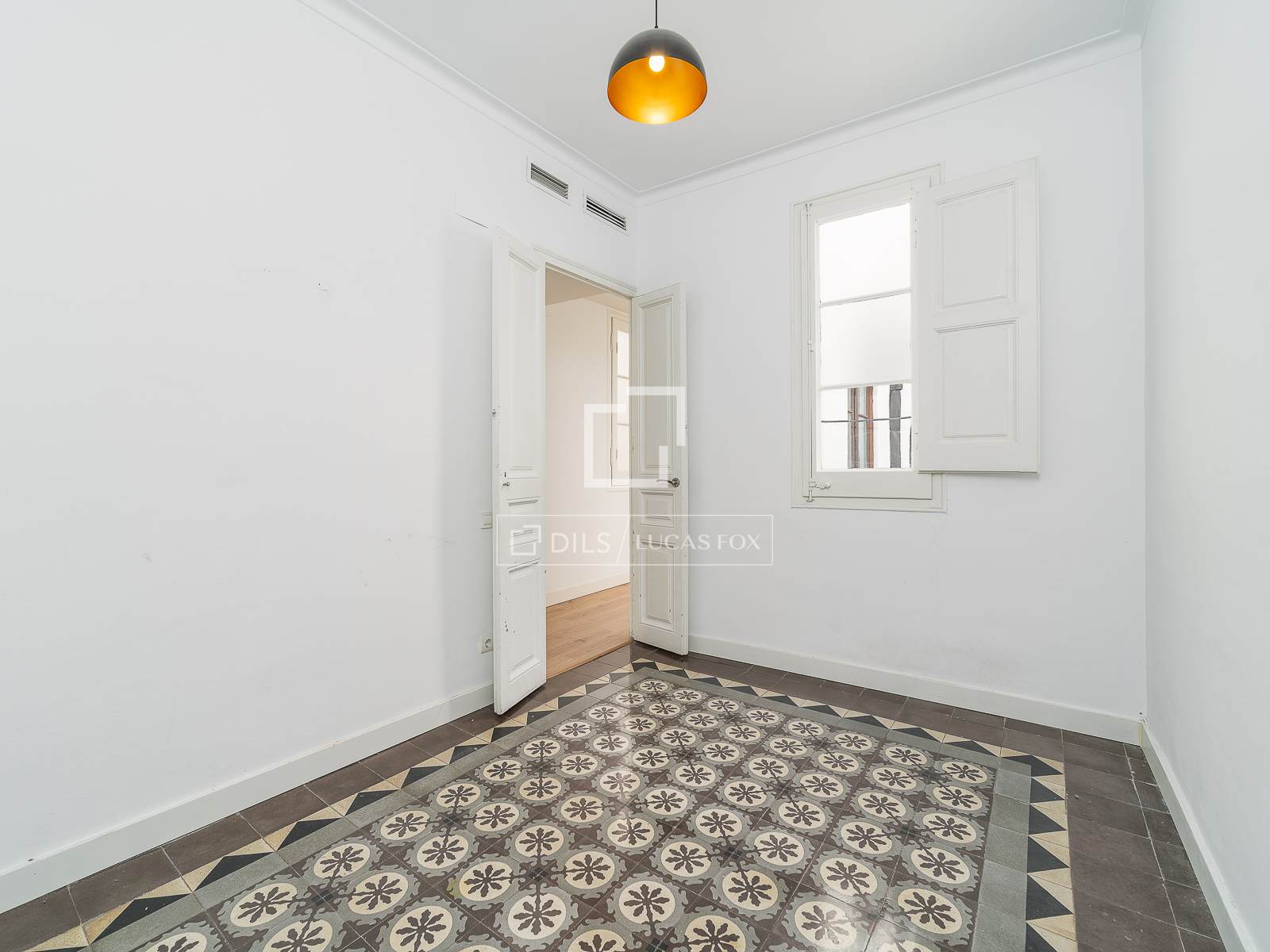 Apartment in Barcelona, Spain 3 bedrooms, 91 sq.m. No. 192790