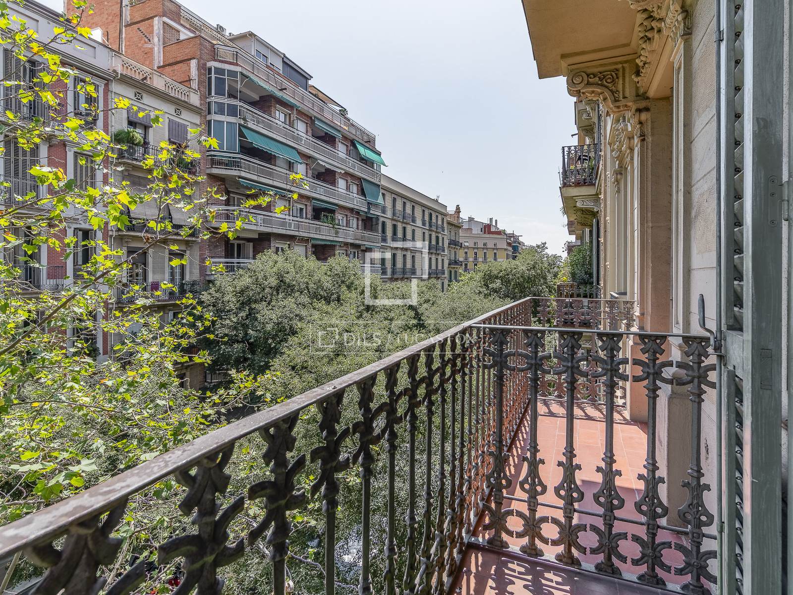 Apartment in Barcelona, Spain 3 bedrooms, 91 sq.m. No. 192790