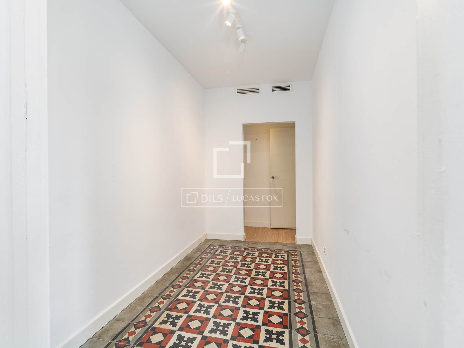 Apartment in Barcelona, Spain 3 bedrooms, 91 sq.m. No. 192790