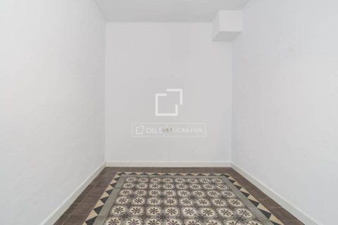 Huoneisto myytävänä Barcelona, Espanja, 3 makuuhuonetta, 91 m2 No. 192790 - kuva 16