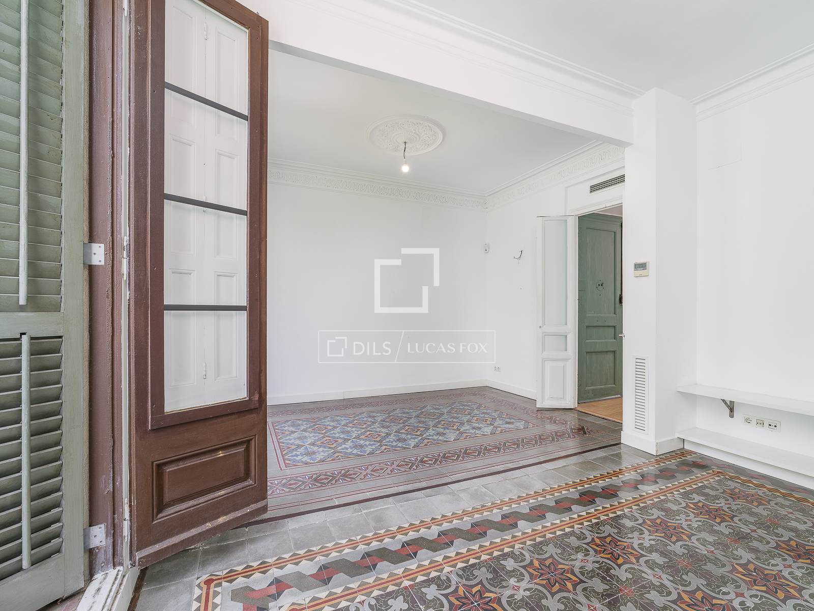 Apartment in Barcelona, Spain 3 bedrooms, 91 sq.m. No. 192790