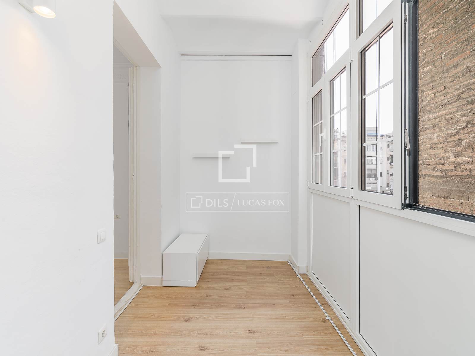 Apartment in Barcelona, Spain 3 bedrooms, 91 sq.m. No. 192790