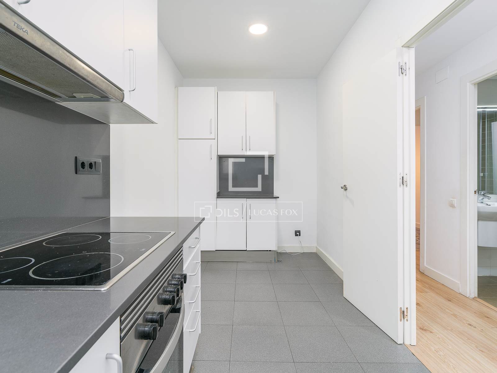 Apartment in Barcelona, Spain 3 bedrooms, 91 sq.m. No. 192790
