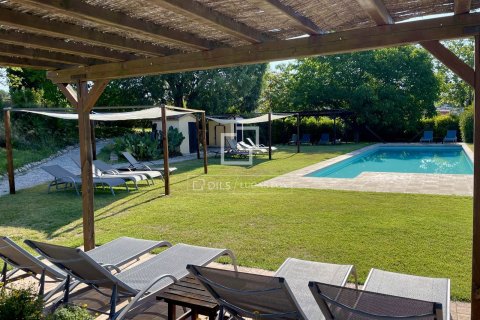 Finca myytävänä Sitges, Barcelona, Espanja, 18 makuuhuonetta, 1200 m2 No. 192787 - kuva 5