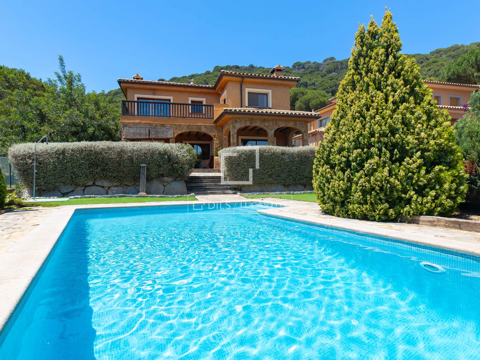 Villa en Argentona, Barcelona, España 6 dormitorios, 439 m2 No. 192791