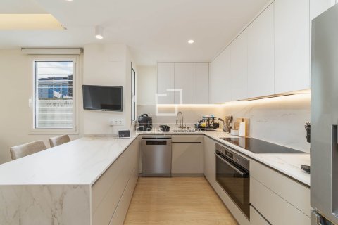 Penthouse à vendre à Barcelona, Espagne, 3 chambres, 120 m2 No. 150445 - photo 8