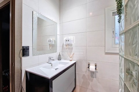 Villa à vendre à Vilanova i la Geltru, Barcelona, Espagne, 3 chambres, 104 m2 No. 150443 - photo 14