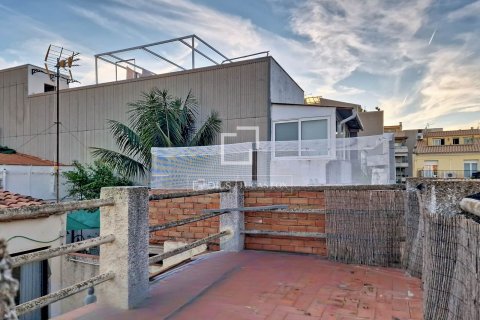 Villa à vendre à Vilanova i la Geltru, Barcelona, Espagne, 3 chambres, 104 m2 No. 150443 - photo 27