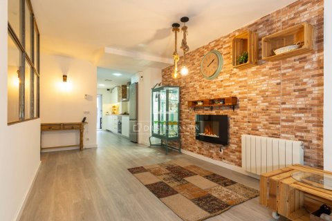 Dzīvoklis pārdošanā Esplugues de Llobregat, Barcelona, Spānijā 3 istabas, 105 m2 Nr. 150441 - attēls 13