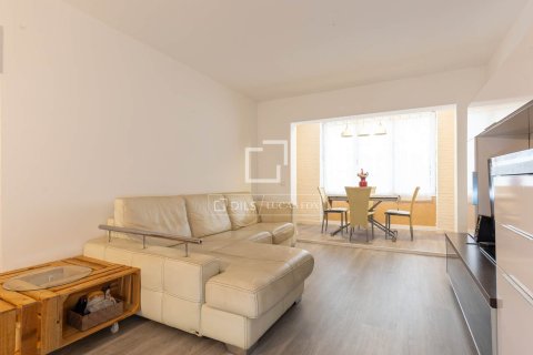 Dzīvoklis pārdošanā Esplugues de Llobregat, Barcelona, Spānijā 3 istabas, 105 m2 Nr. 150441 - attēls 4