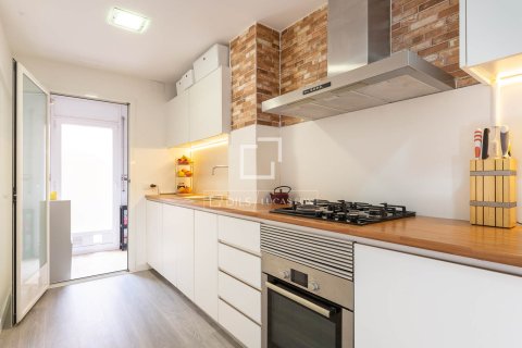 Dzīvoklis pārdošanā Esplugues de Llobregat, Barcelona, Spānijā 3 istabas, 105 m2 Nr. 150441 - attēls 21