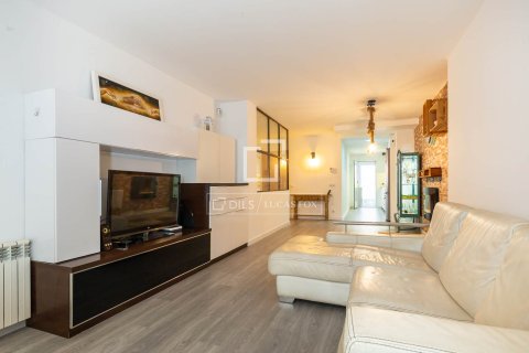 Dzīvoklis pārdošanā Esplugues de Llobregat, Barcelona, Spānijā 3 istabas, 105 m2 Nr. 150441 - attēls 10