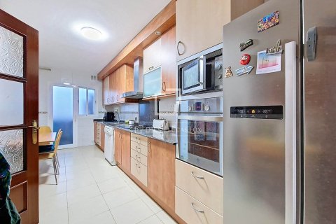 Apartment à vendre à Vilanova i la Geltru, Barcelona, Espagne, 4 chambres, 114 m2 No. 150444 - photo 17