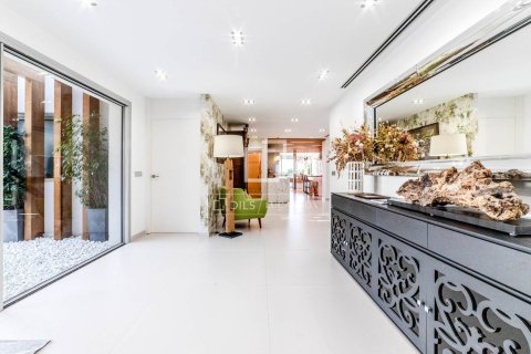 Villa for sale in Sitges, Barcelona, Spain 5 bedrooms, 550 sq.m. No. 150442 - photo 14