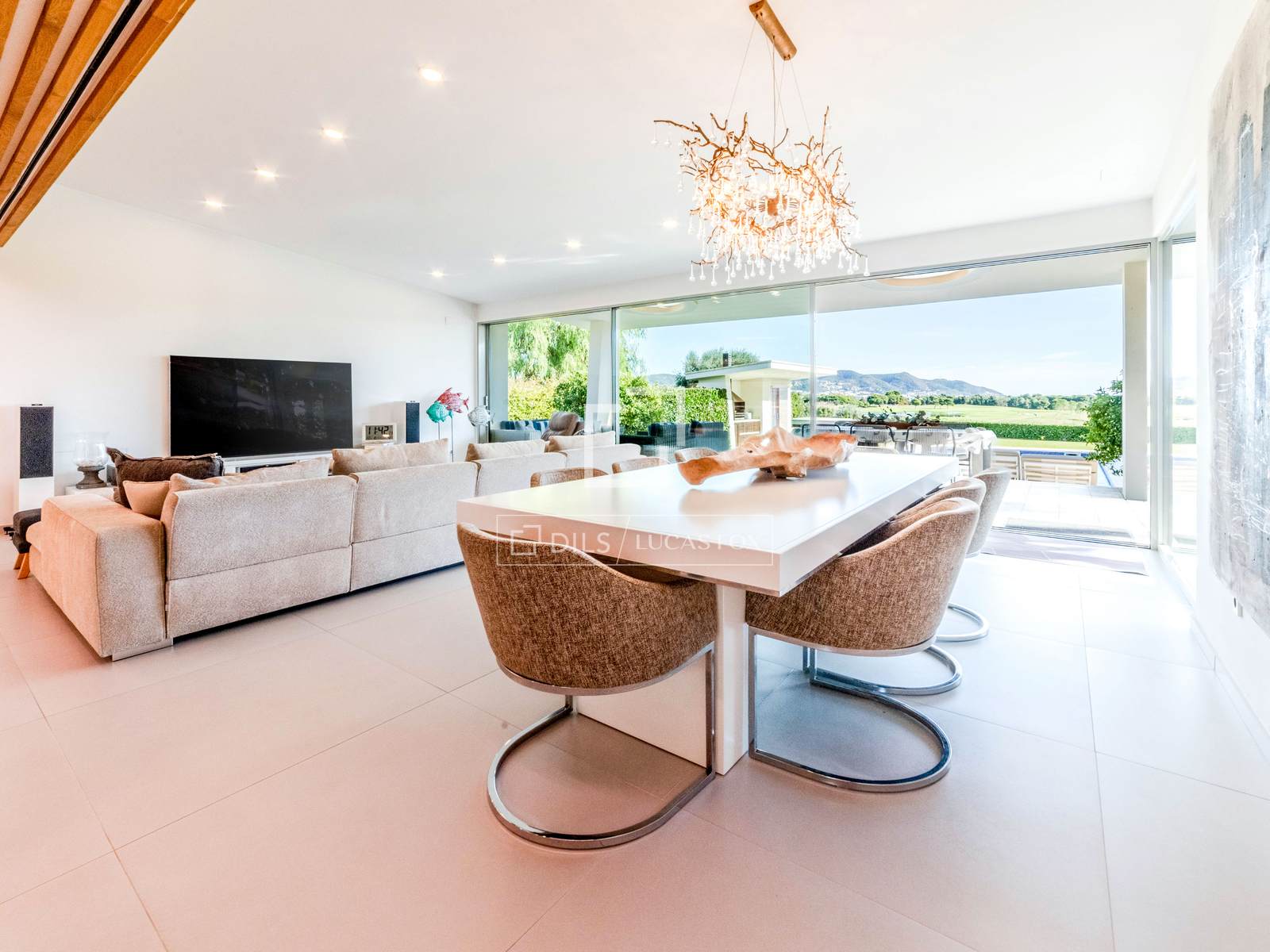 Villa i Sitges, Barcelona, Spanien 5 sovrum, 550 kvm. Nr. 150442