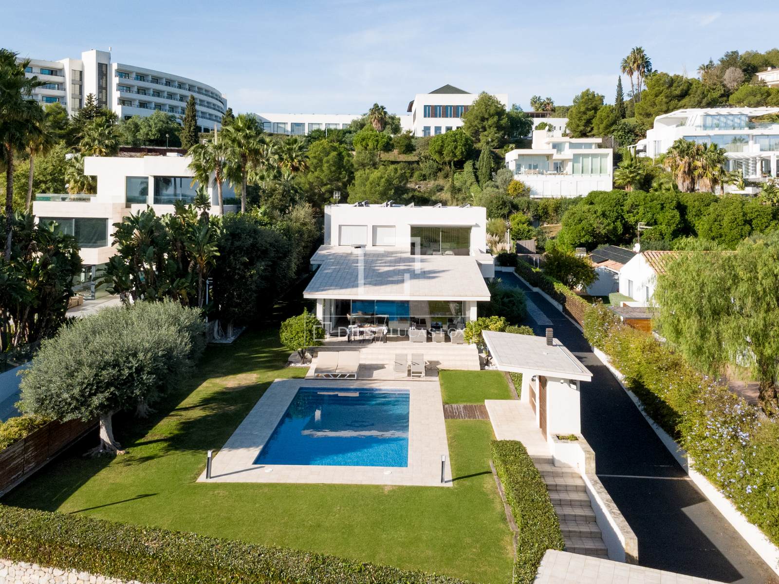 Villa i Sitges, Barcelona, Spanien 5 sovrum, 550 kvm. Nr. 150442