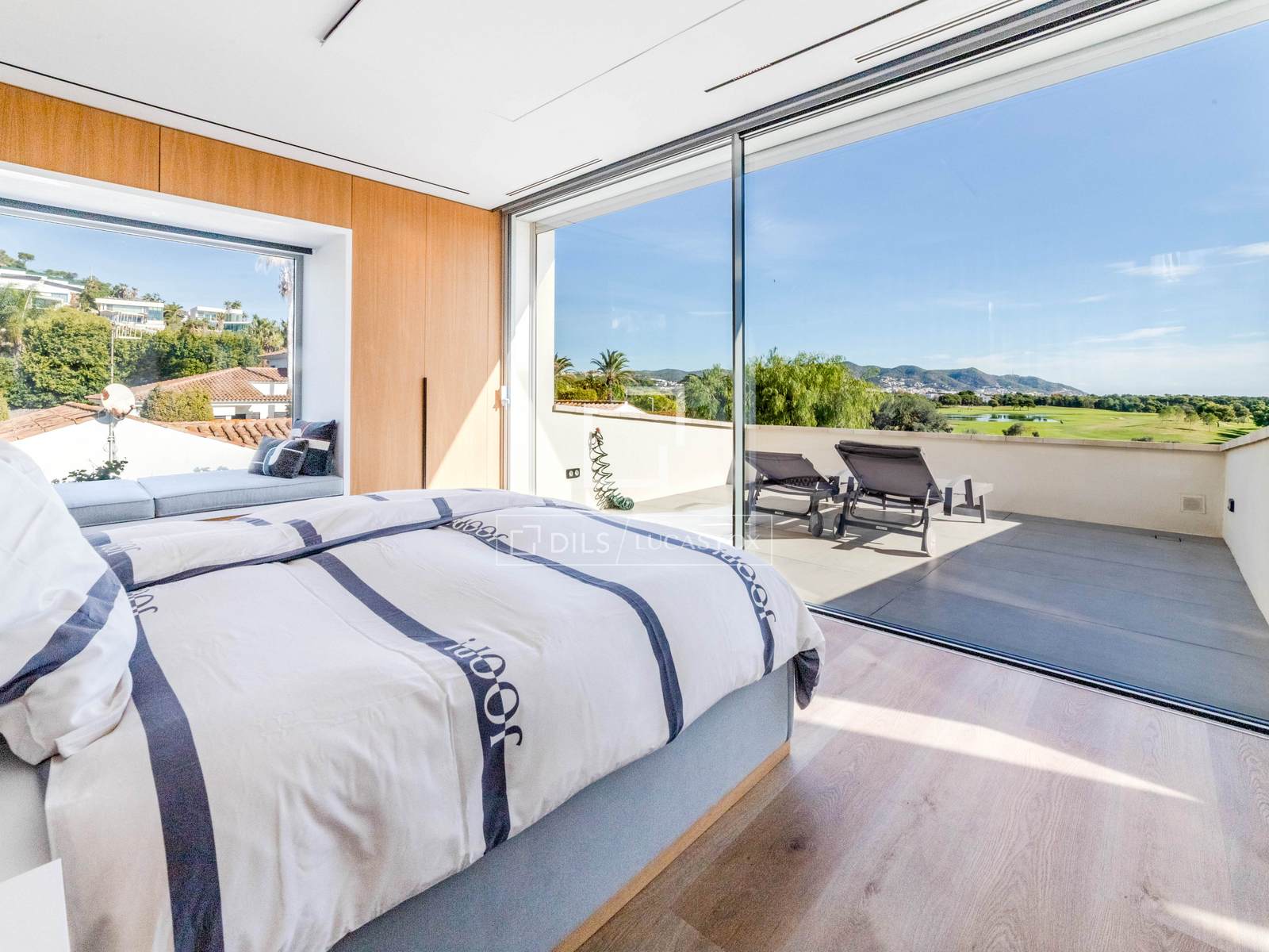 Villa i Sitges, Barcelona, Spanien 5 sovrum, 550 kvm. Nr. 150442