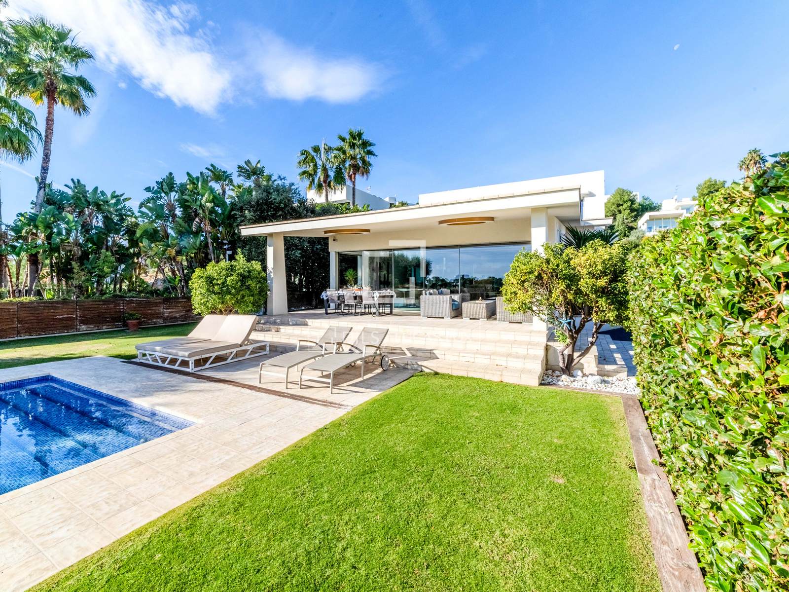 Villa i Sitges, Barcelona, Spanien 5 sovrum, 550 kvm. Nr. 150442