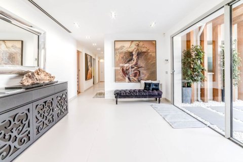 Villa for sale in Sitges, Barcelona, Spain 5 bedrooms, 550 sq.m. No. 150442 - photo 15