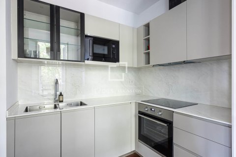 Apartment à vendre à Barcelona, Espagne, 2 chambres, 76 m2 No. 150446 - photo 7