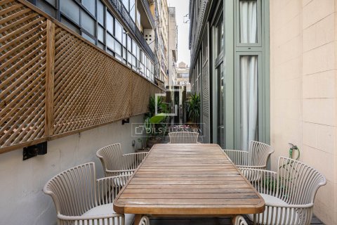 Apartment à vendre à Barcelona, Espagne, 2 chambres, 76 m2 No. 150446 - photo 15