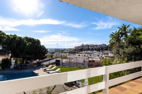 Villa for sale in Sant Pol de Mar, Barcelona, Spain 5 bedrooms, 339 sq.m. No. 150440 - photo 24