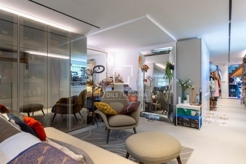 Villa for sale in Sant Pol de Mar, Barcelona, Spain 5 bedrooms, 339 sq.m. No. 150440 - photo 22