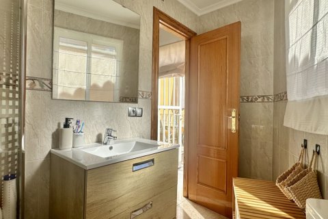 Villetta a schiera in vendita a La Florida, Alicante, Spagna 3 camere da letto, 167 mq. N° 152103 - foto 26