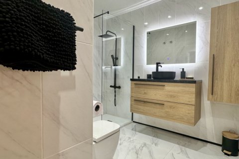 Villetta a schiera in vendita a La Florida, Alicante, Spagna 3 camere da letto, 167 mq. N° 152103 - foto 11