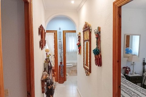 Villa à vendre à Torrevieja, Alicante, Espagne, 4 chambres, 156 m2 No. 152098 - photo 13