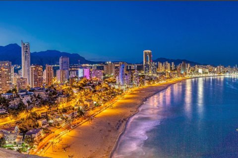 Lägenhet till salu Benidorm, Alicante, Spanien 2 sovrum, 138 kvm. Nr. 134084 - foto 8