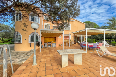 Hus till salu i Denia, Alicante, Spanien 5 sovrum, 7565 kvm. Nr. 173385 - foto 29
