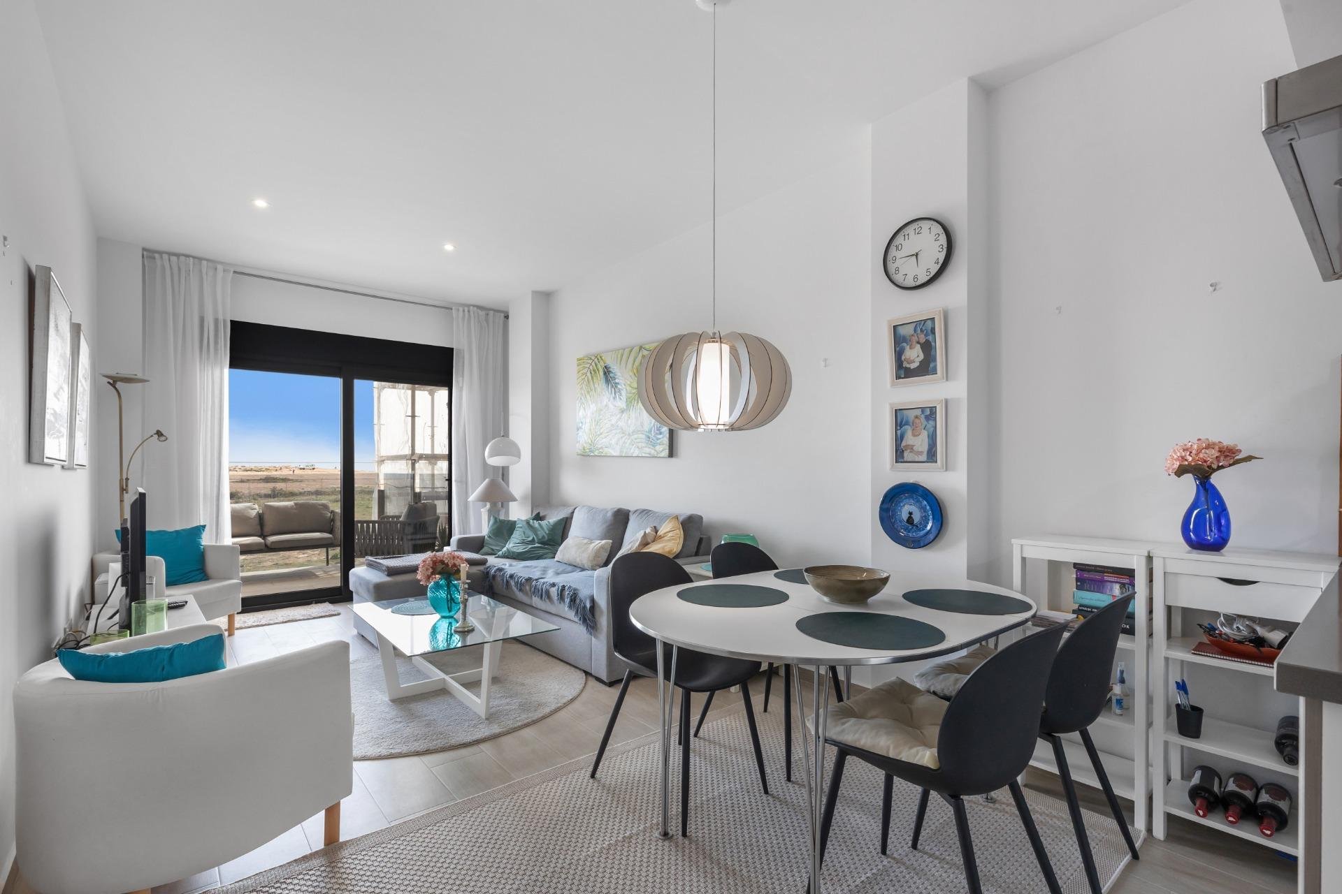 Wohnung in Torrevieja, Alicante, Spanien 3 Schlafzimmer,  Nr. 161299