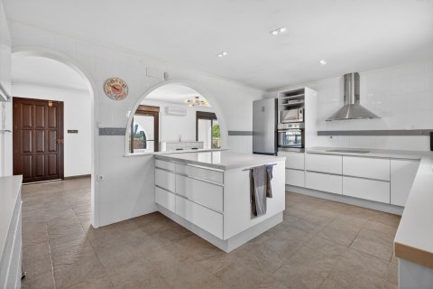 Willa w Santa Pola, Alicante, Hiszpania 3 sypialnie, 350 mkw. nr 161298 – zdjęcie 2