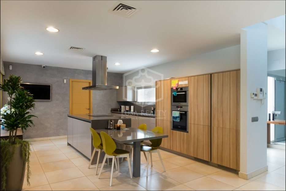 Villa in Sant Andreu de Llavaneres, Barcelona, Spanien 4 Schlafzimmer, 377 m2 Nr. 78366