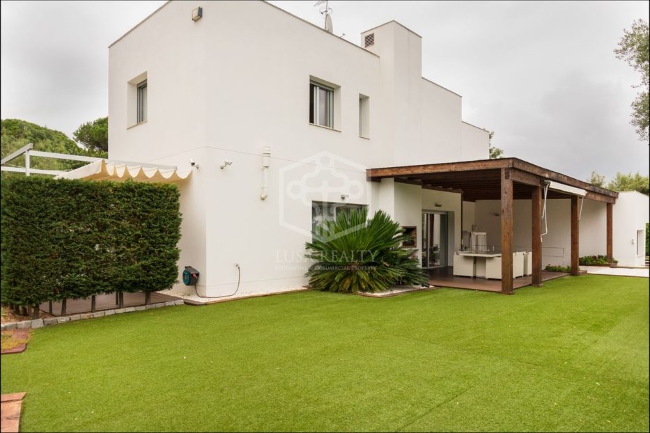Villa in Sant Andreu de Llavaneres, Barcelona, Spanien 4 Schlafzimmer, 377 m2 Nr. 78366