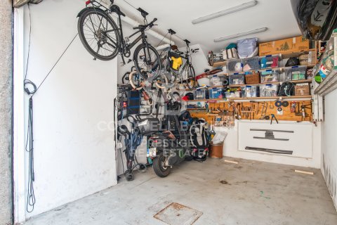 Duplex for sale in Badalona, Barcelona, Spain 3 bedrooms, 220 sq.m. No. 158579 - photo 25