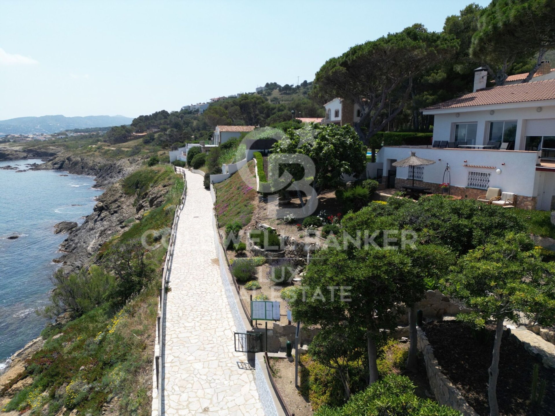 Hotel in Llanca, Girona, Spain 2208 sq.m. No. 158576