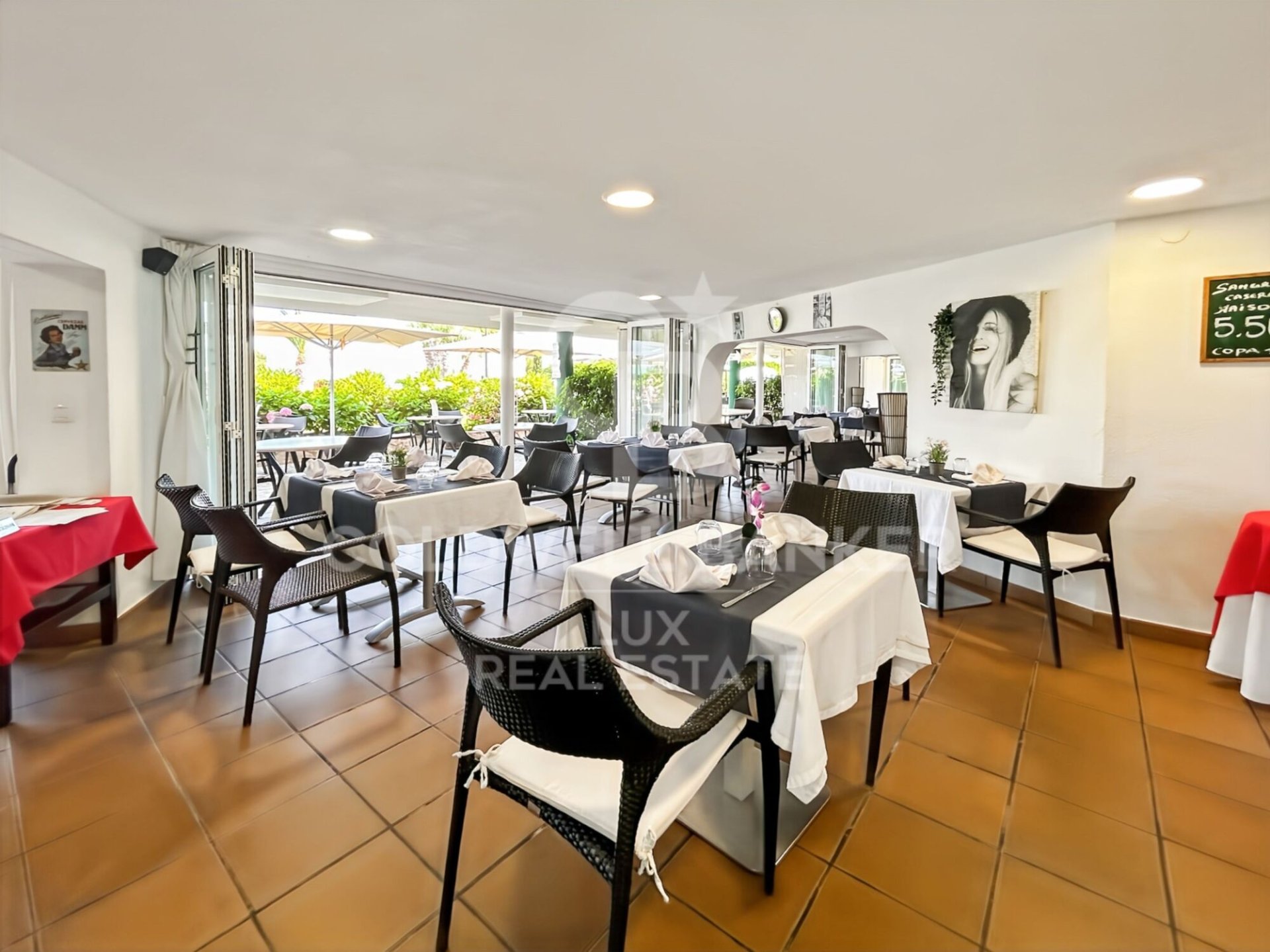Hotel in Llanca, Girona, Spain 2208 sq.m. No. 158576