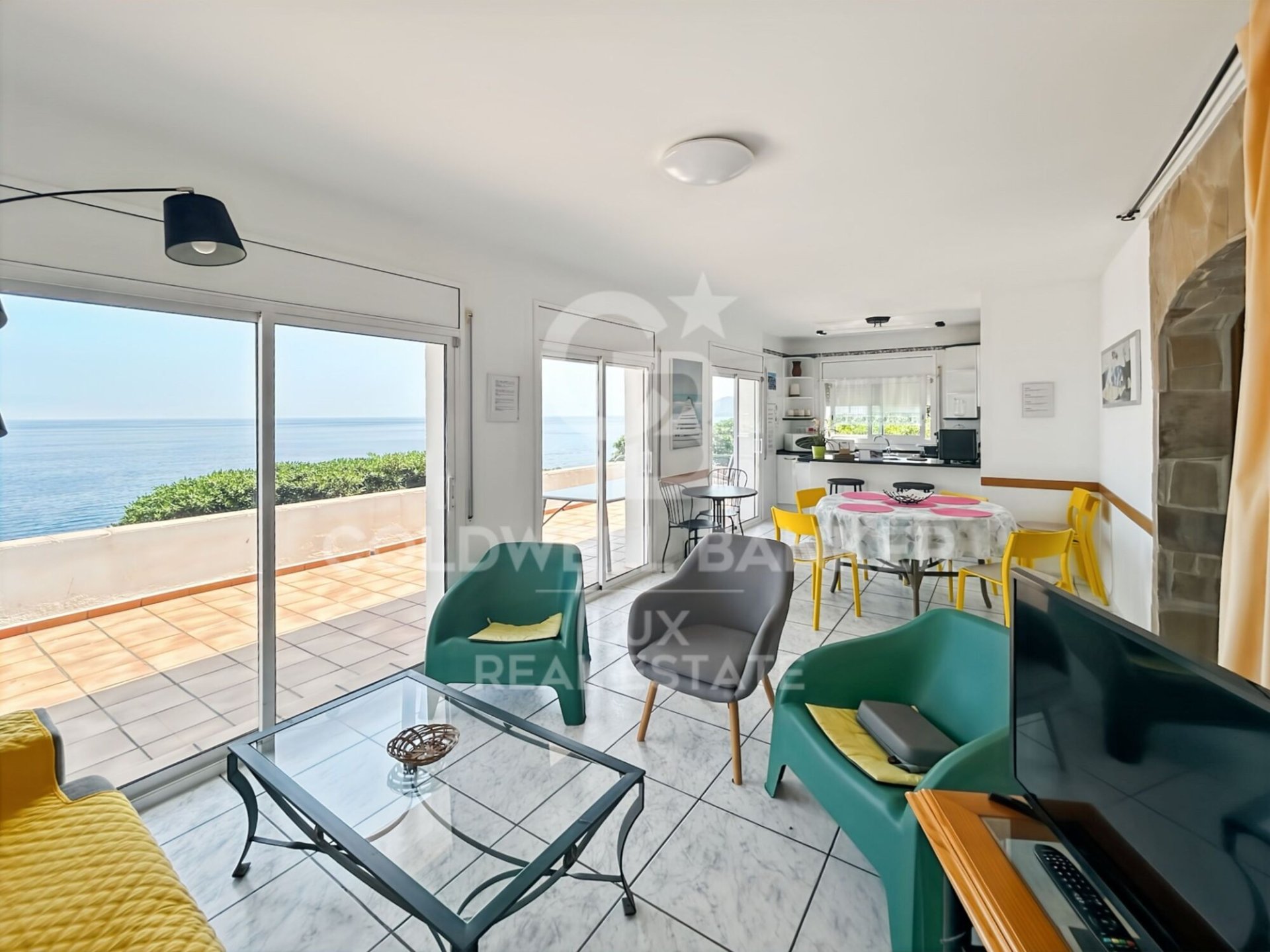 Hotel in Llanca, Girona, Spain 2208 sq.m. No. 158576