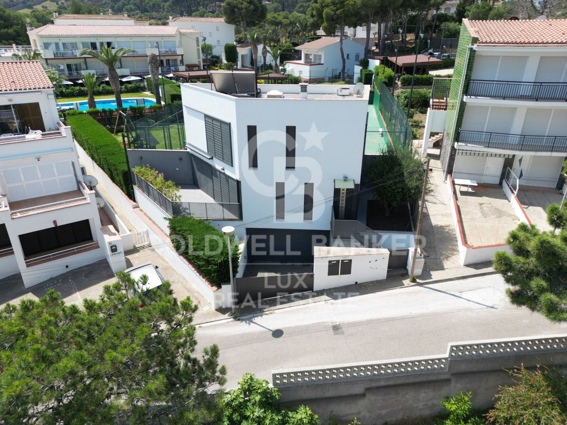 Hotel in Llanca, Girona, Spain 2208 sq.m. No. 158576