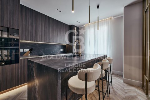 Wohnung zum Verkauf in Madrid, Spanien 3 Schlafzimmer, 215 m2 Nr. 158580 - Foto 3