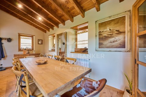 House for sale in Girona, Spain 3 bedrooms, 165 sq.m. No. 158578 - photo 18