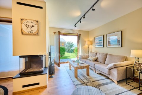 House for sale in Girona, Spain 3 bedrooms, 165 sq.m. No. 158578 - photo 9