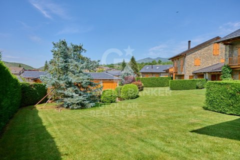 House for sale in Girona, Spain 3 bedrooms, 165 sq.m. No. 158578 - photo 3