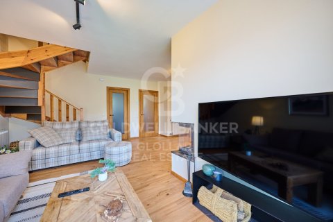 House for sale in Girona, Spain 3 bedrooms, 165 sq.m. No. 158578 - photo 11