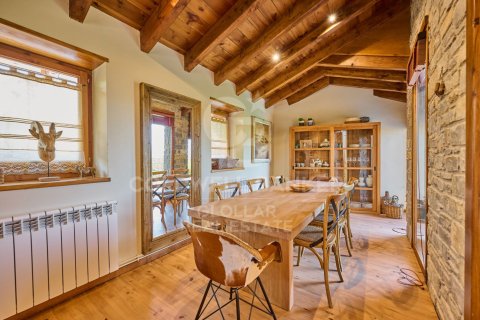 House for sale in Girona, Spain 3 bedrooms, 165 sq.m. No. 158578 - photo 16