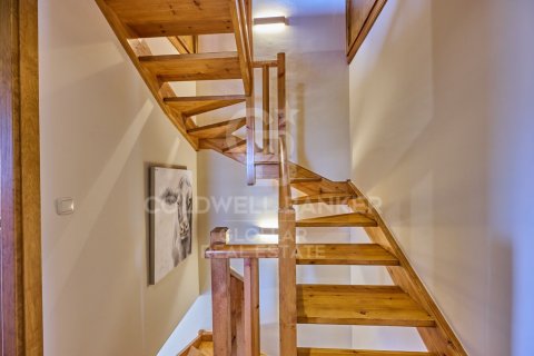 House for sale in Girona, Spain 3 bedrooms, 165 sq.m. No. 158578 - photo 22