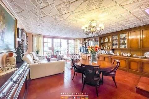 Продажа коммерческой недвижимости Калелья, Барселона, Испания 949м2 №113264 - фото 2