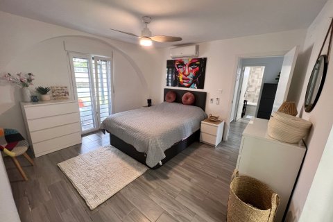 Finca for sale in La Marina, Alicante, Spain 3 bedrooms,  No. 149971 - photo 17